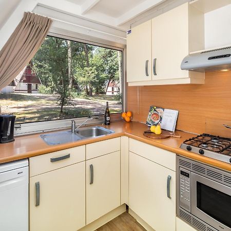 Restyled Bungalow With Dishwasher, In Natural Surroundings Mierlo Exteriör bild