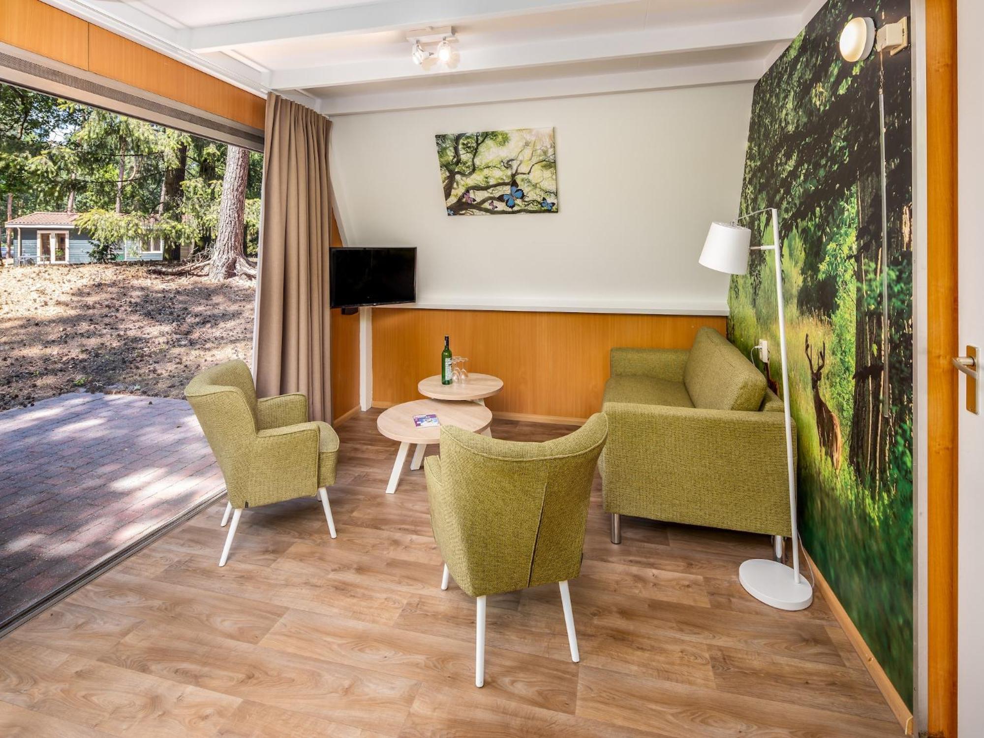 Restyled Bungalow With Dishwasher, In Natural Surroundings Mierlo Exteriör bild