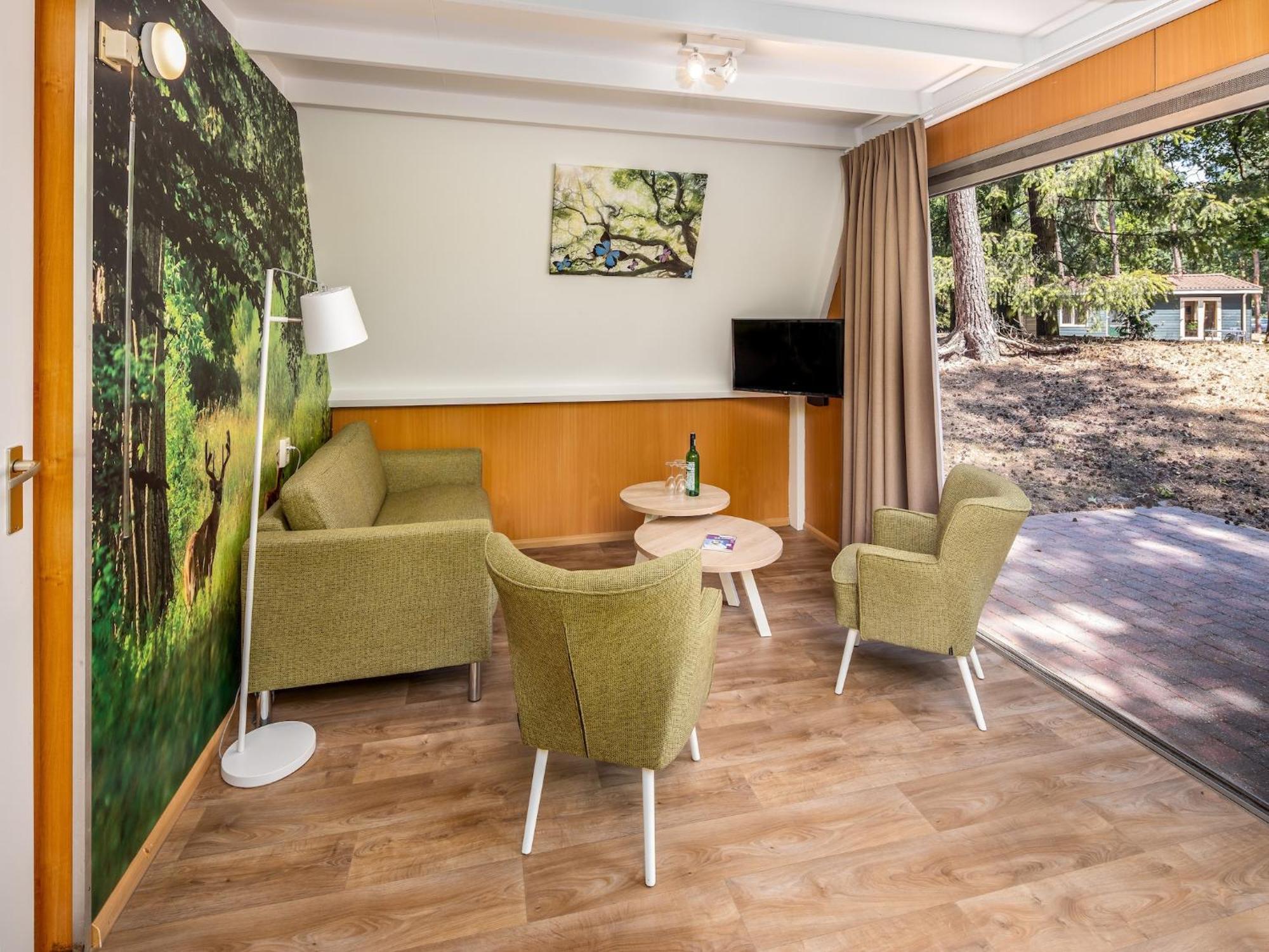 Restyled Bungalow With Dishwasher, In Natural Surroundings Mierlo Exteriör bild