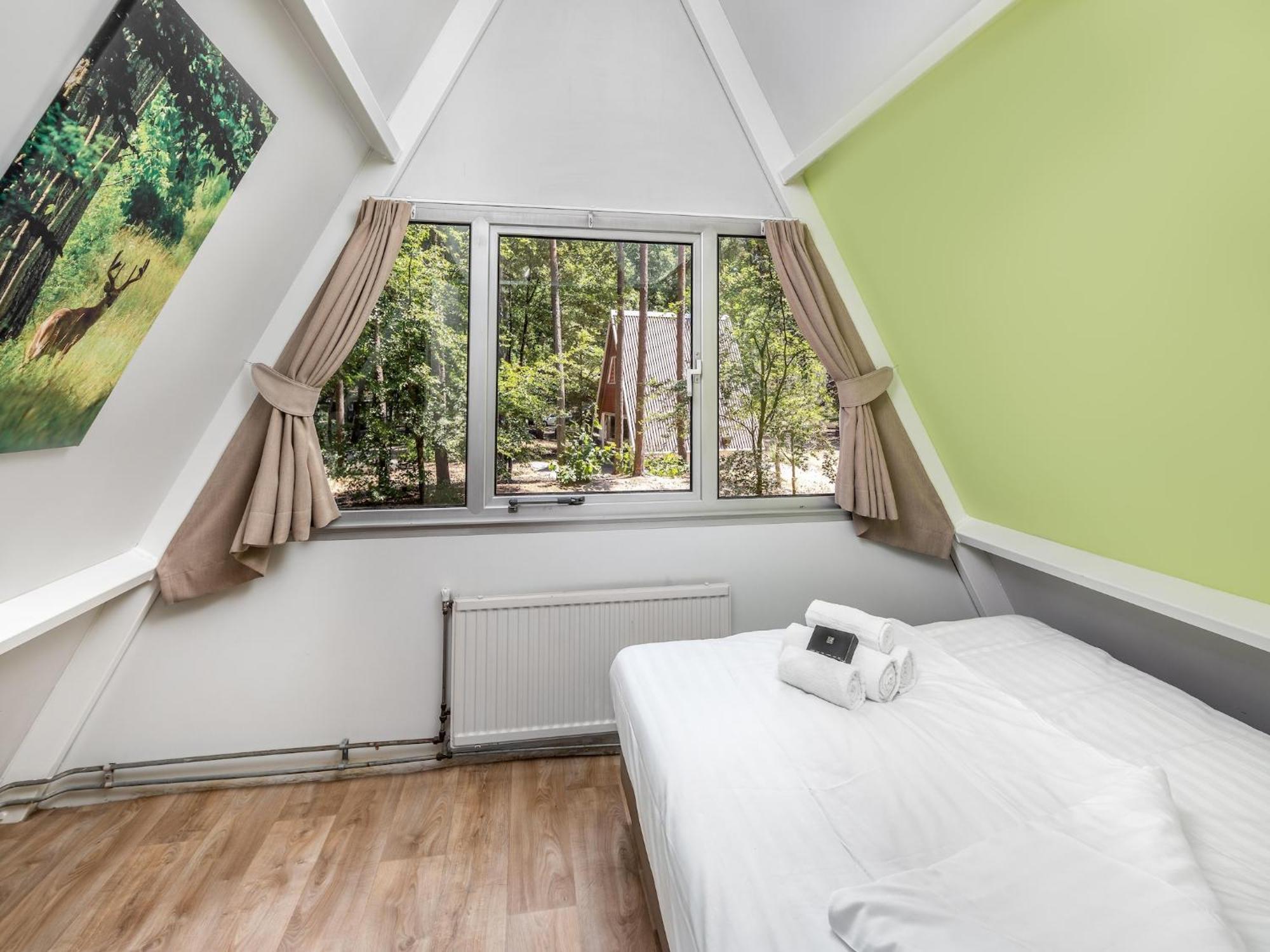 Restyled Bungalow With Dishwasher, In Natural Surroundings Mierlo Exteriör bild